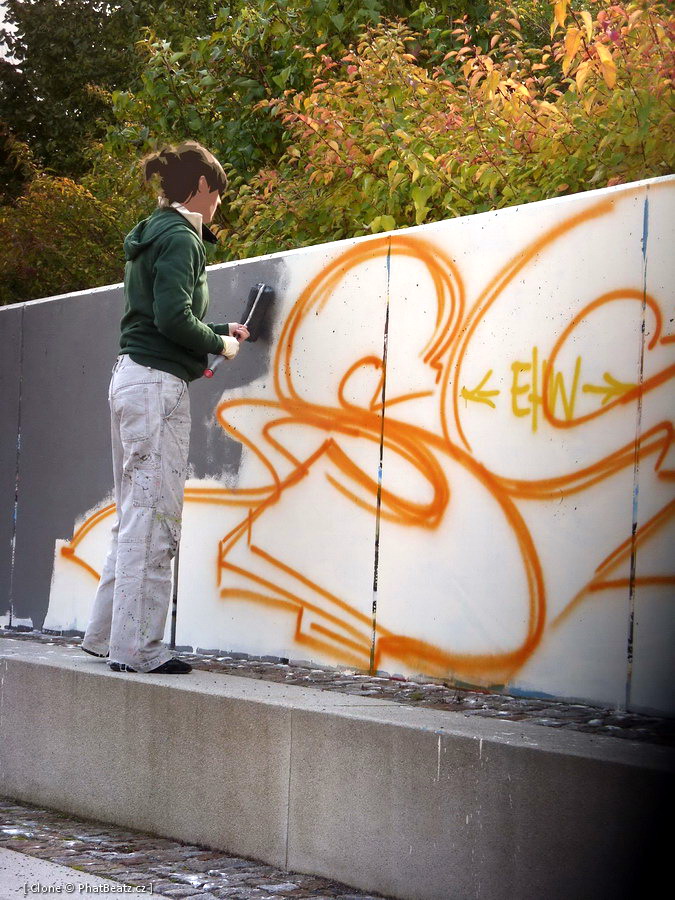 02_081005_Urban10