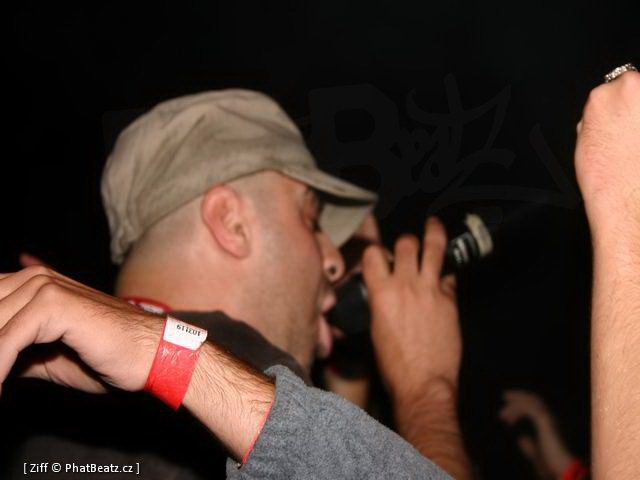040813_HHK04_Blade_D05