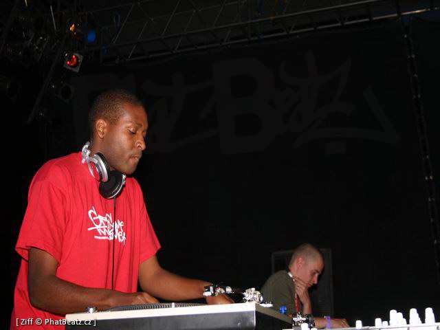 040813_HHK04_Dj_Lamont_a_Dj_Grazzhoppa_02