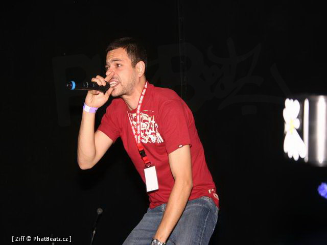 040813_HHK04_Indy_a_Wich_01