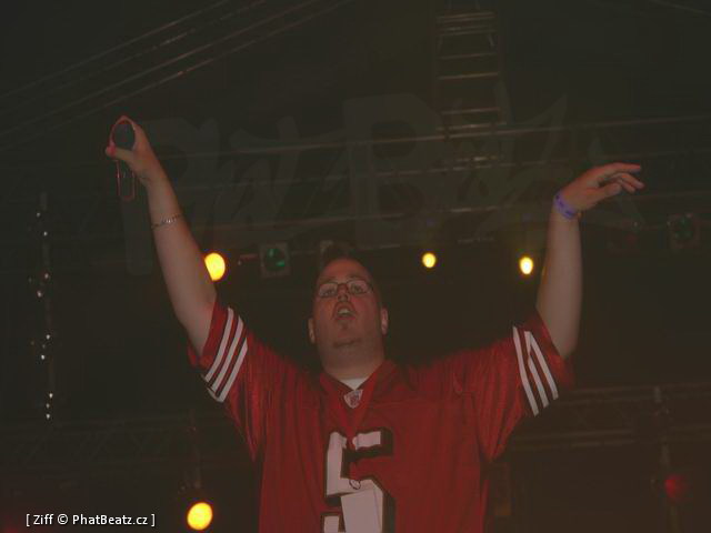 040813_HHK04_Promoe_a_Dj_Large_a_Supreme_SWE_01