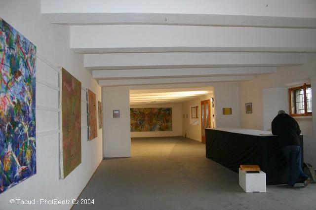 04MOExhibition