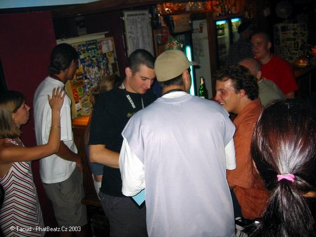 04djwich-bdayparty 04djwich-bdayparty