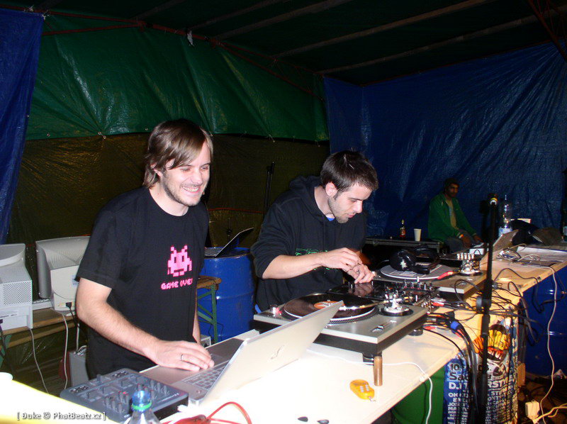 070810_Monoside_15 070810_Monoside_15