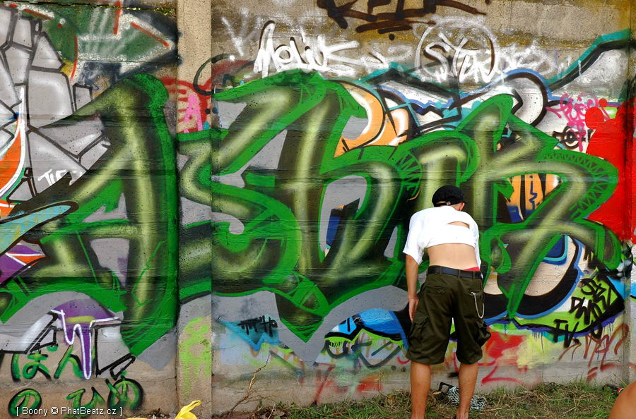 070825_HHK07graff_52