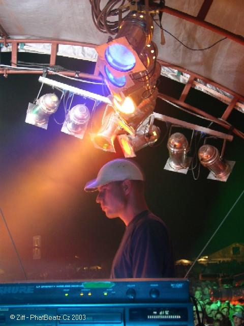 093hhkemp2003