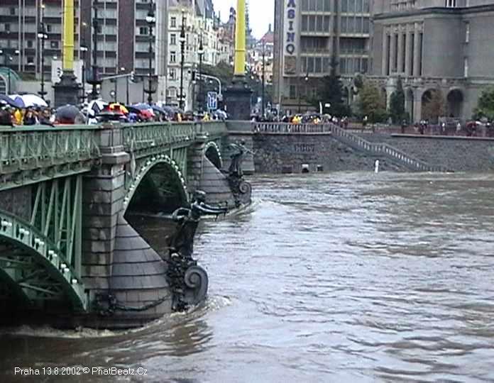 10_Praha_13082002