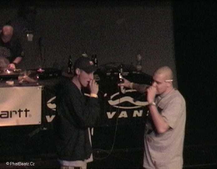 10_kick_the_shit_2002