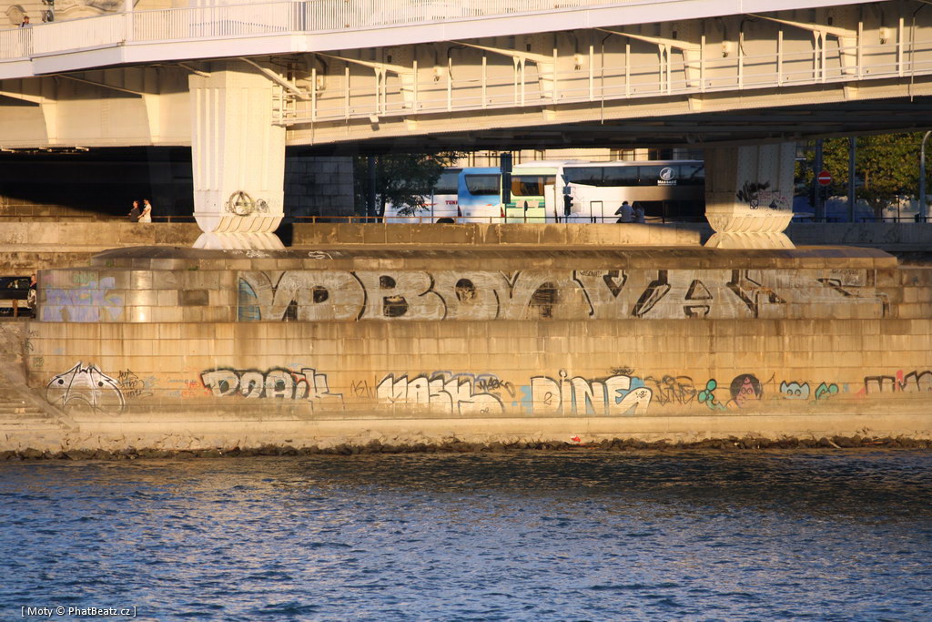 110910-Budapest_14