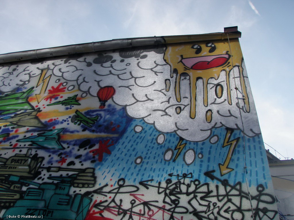 110925_00NIC_TrafRedis_05
