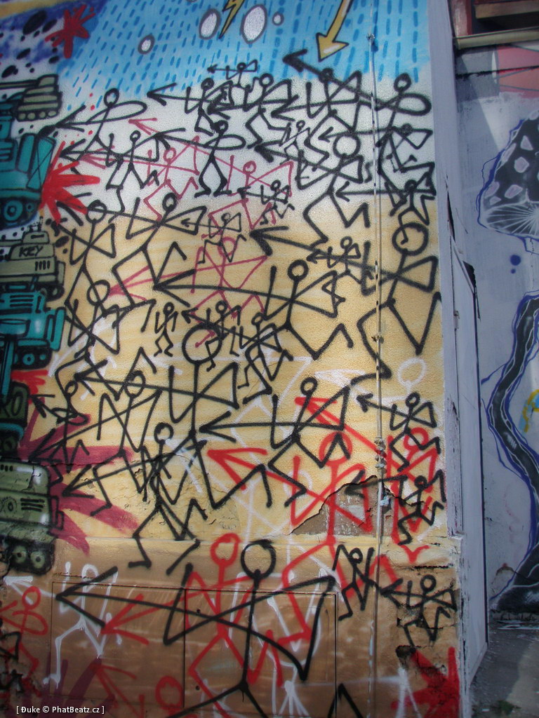 110925_00NIC_TrafRedis_06