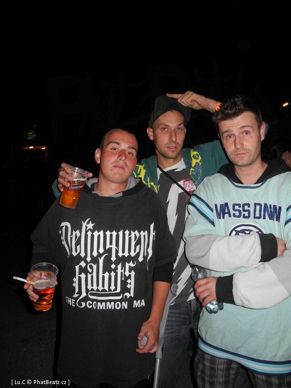 110929_DHabits_05