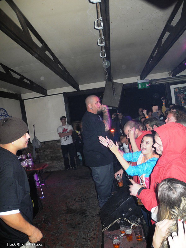 110929_DHabits_18