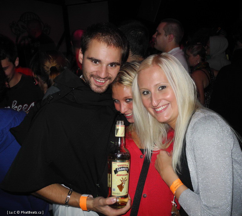 110929_DHabits_39