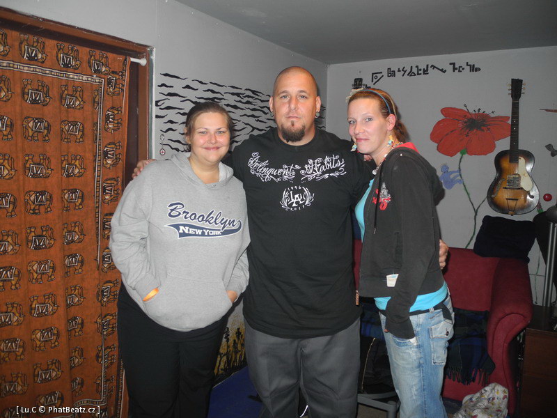110929_DHabits_48