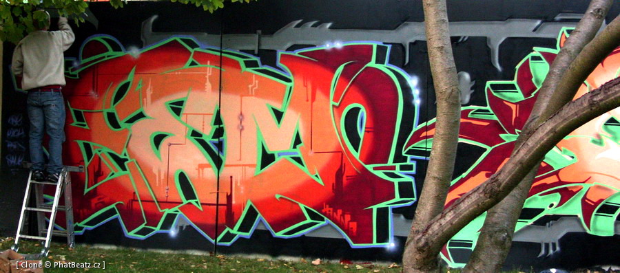 11_081005_Urban10