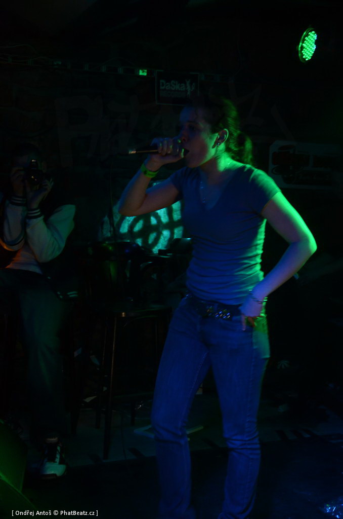 120308_5ELEMENTS_33