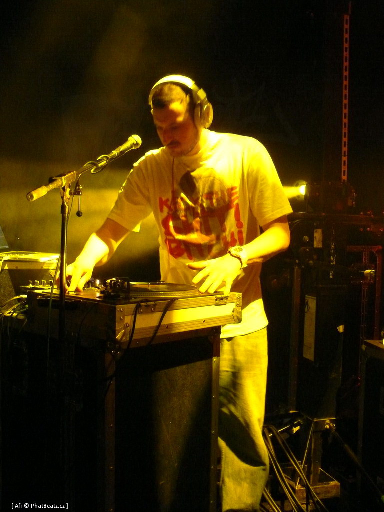 120310_MB_PSH_03 120310_MB_PSH_03