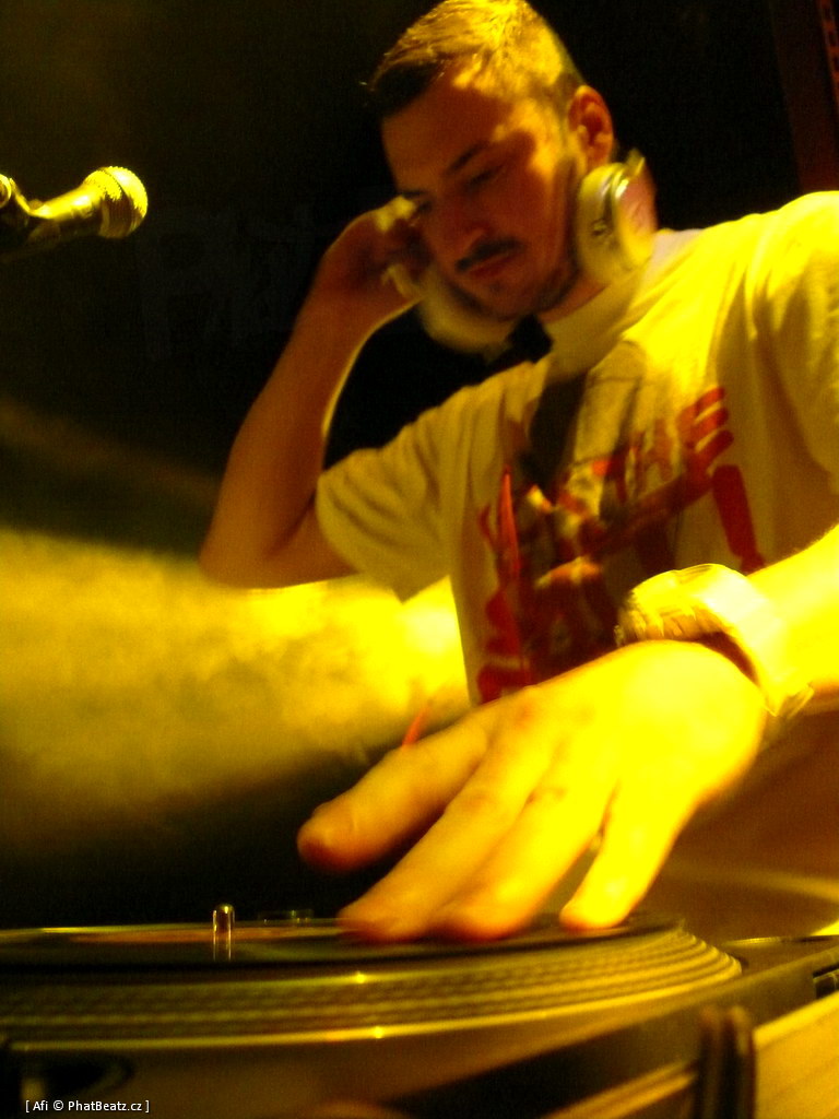 120310_MB_PSH_04 120310_MB_PSH_04