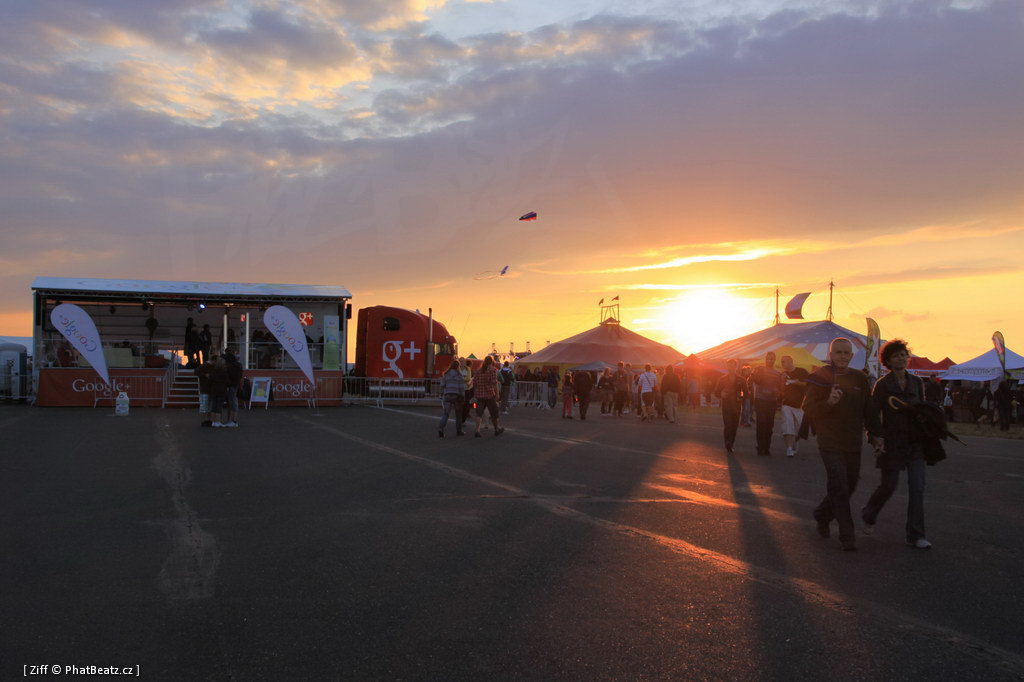 120809-11_OpenAirFestival2012_043