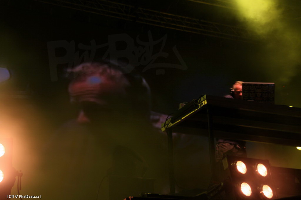 120809-11_OpenAirFestival2012_061