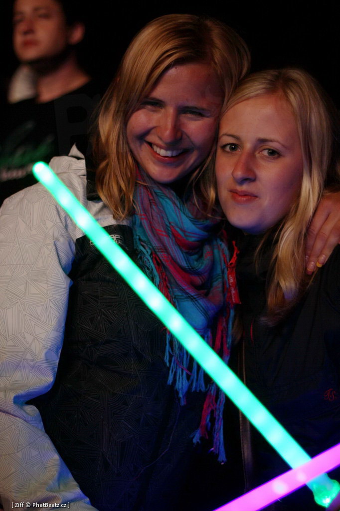 120809-11_OpenAirFestival2012_066