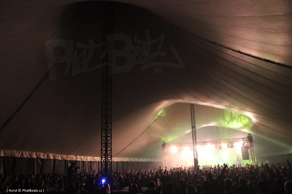 120809-11_OpenAirFestival2012_111