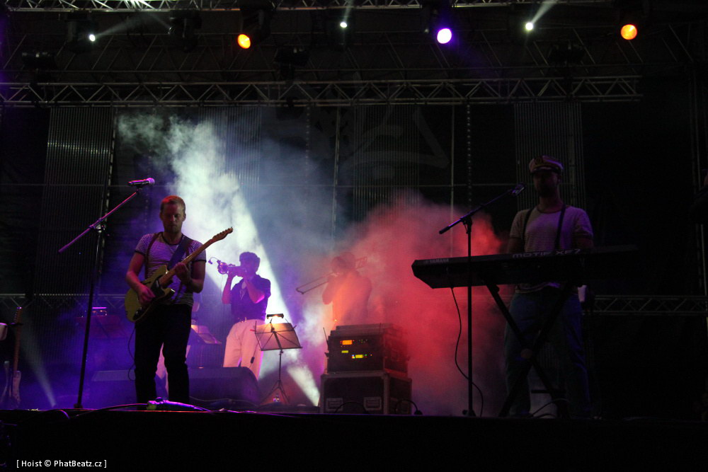 120809-11_OpenAirFestival2012_112