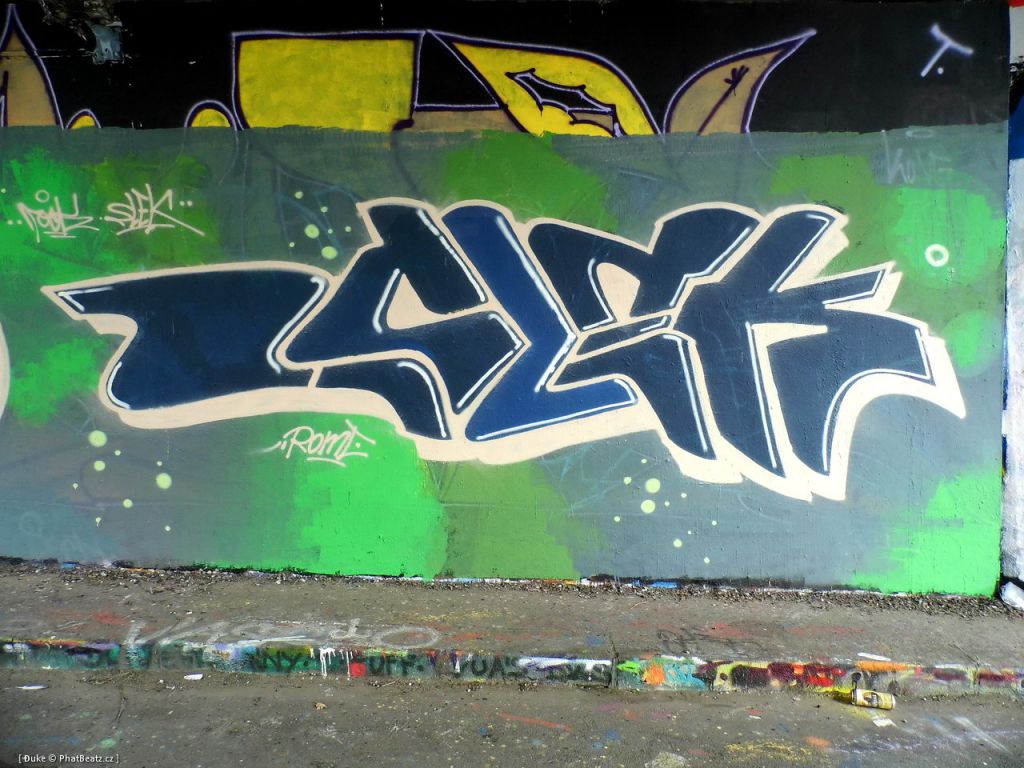 121012_Tesnov_21