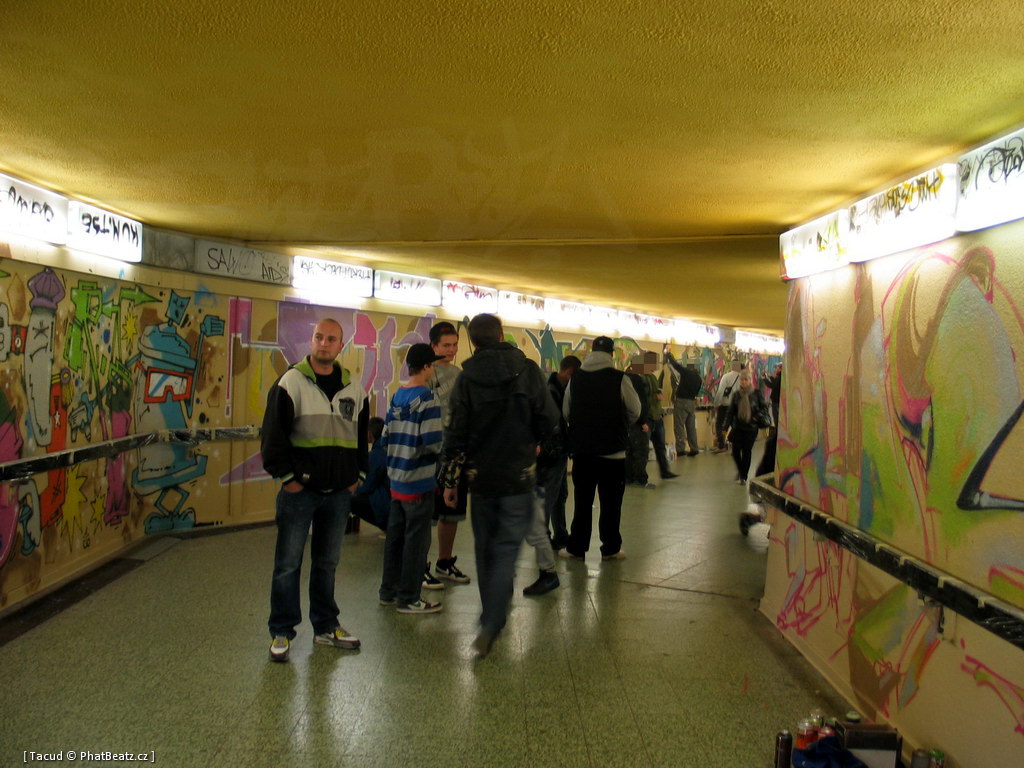 121013_300KTSJAM_21 121013_300KTSJAM_21