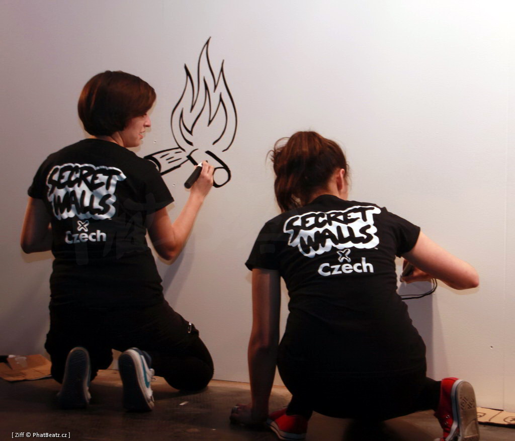 130419_SecretWalls_10 130419_SecretWalls_10