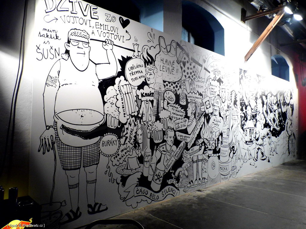 130419_SecretWalls_30 130419_SecretWalls_30