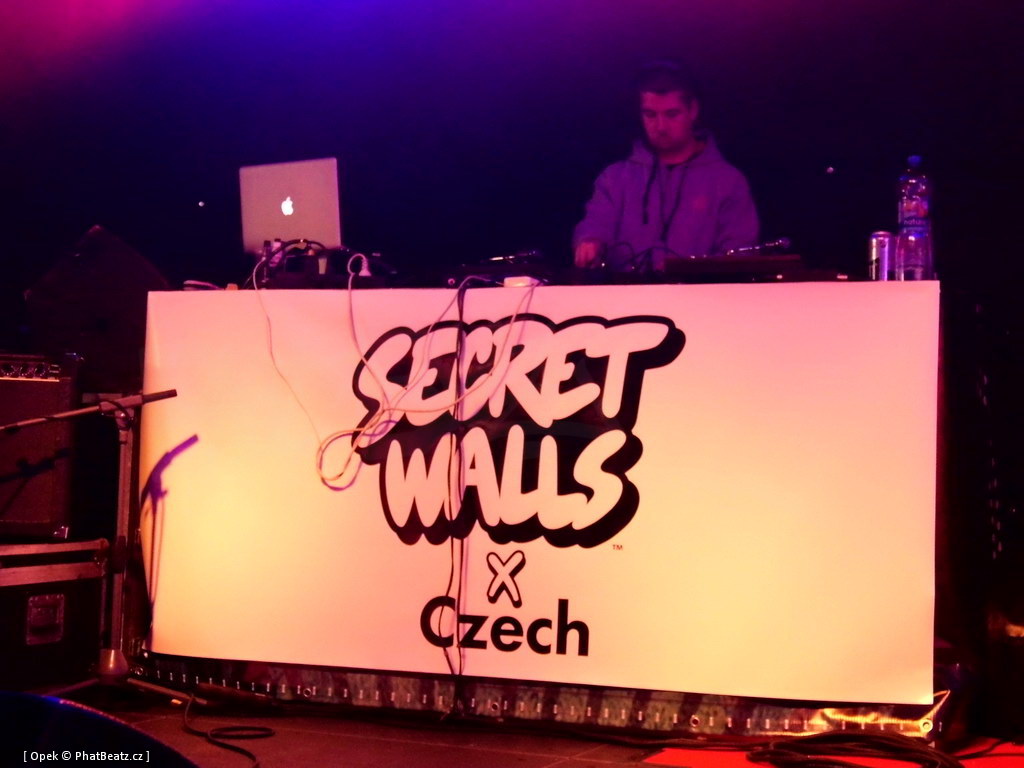 130419_SecretWalls_34 130419_SecretWalls_34