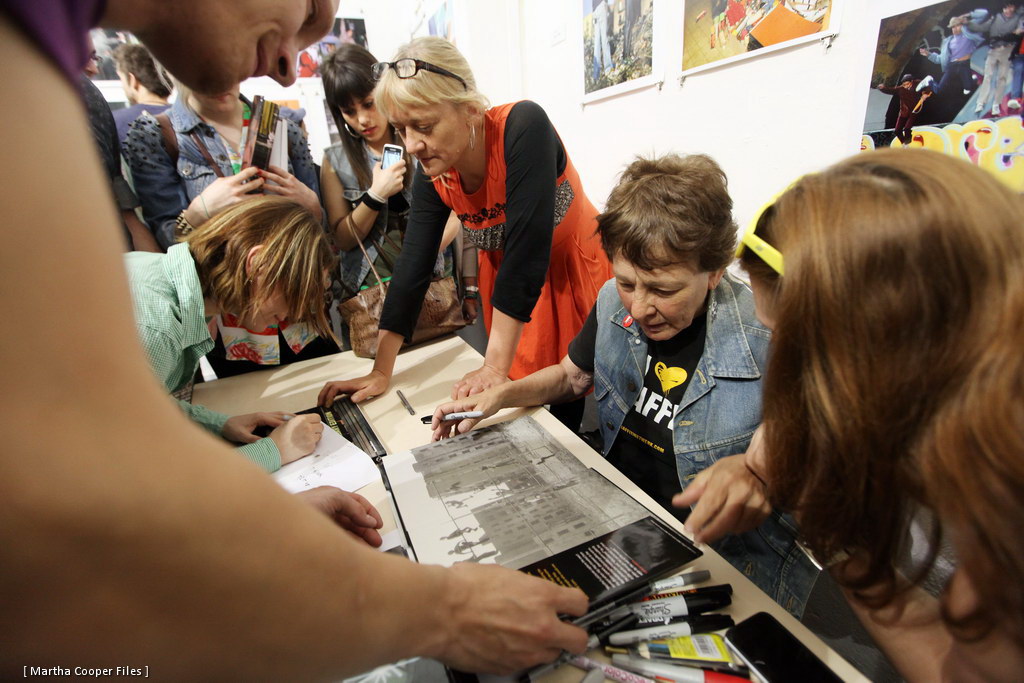 130424-28_Martha_Cooper_Prague_32