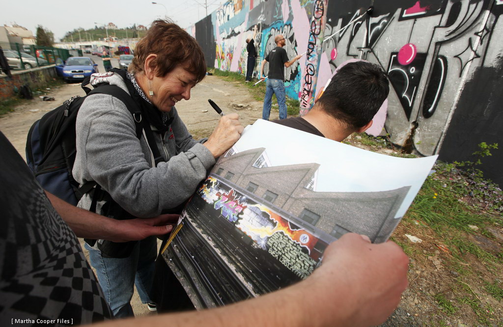 130424-28_Martha_Cooper_Prague_78