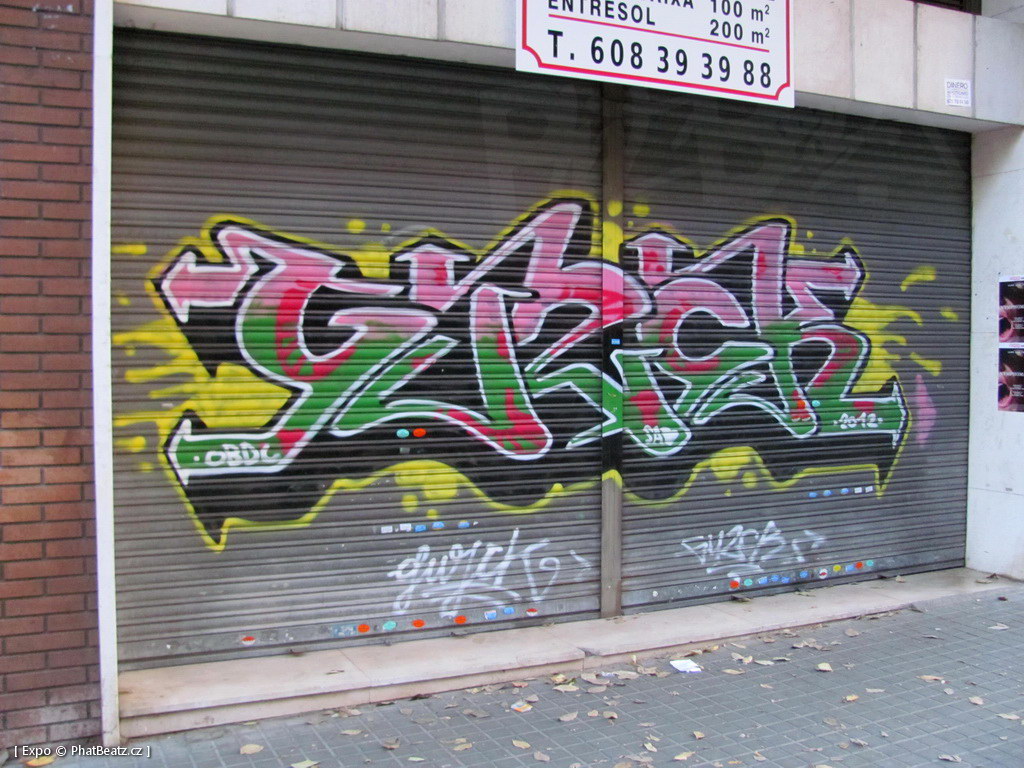 1312-1401_BarcelonaStreet_029