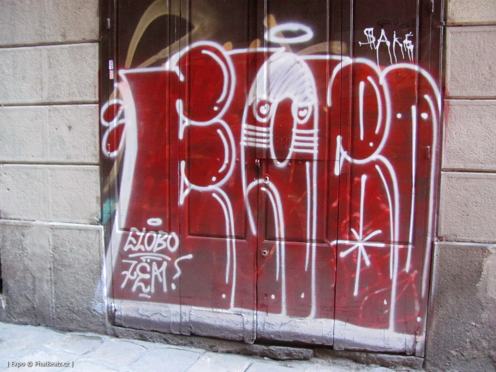 1312-1401_BarcelonaStreet_034