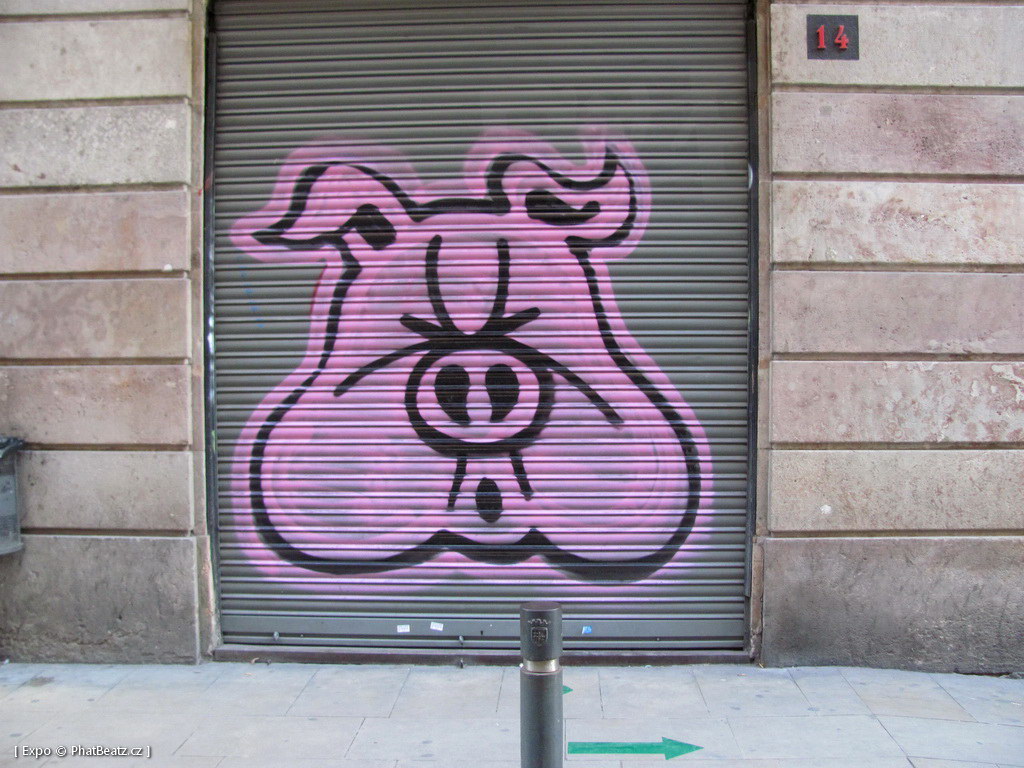 1312-1401_BarcelonaStreet_042