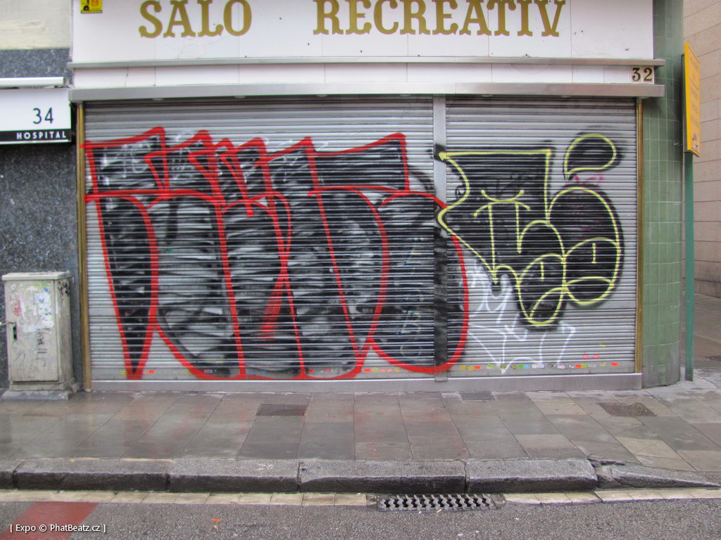 1312-1401_BarcelonaStreet_086