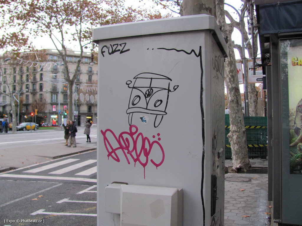 1312-1401_BarcelonaStreet_102