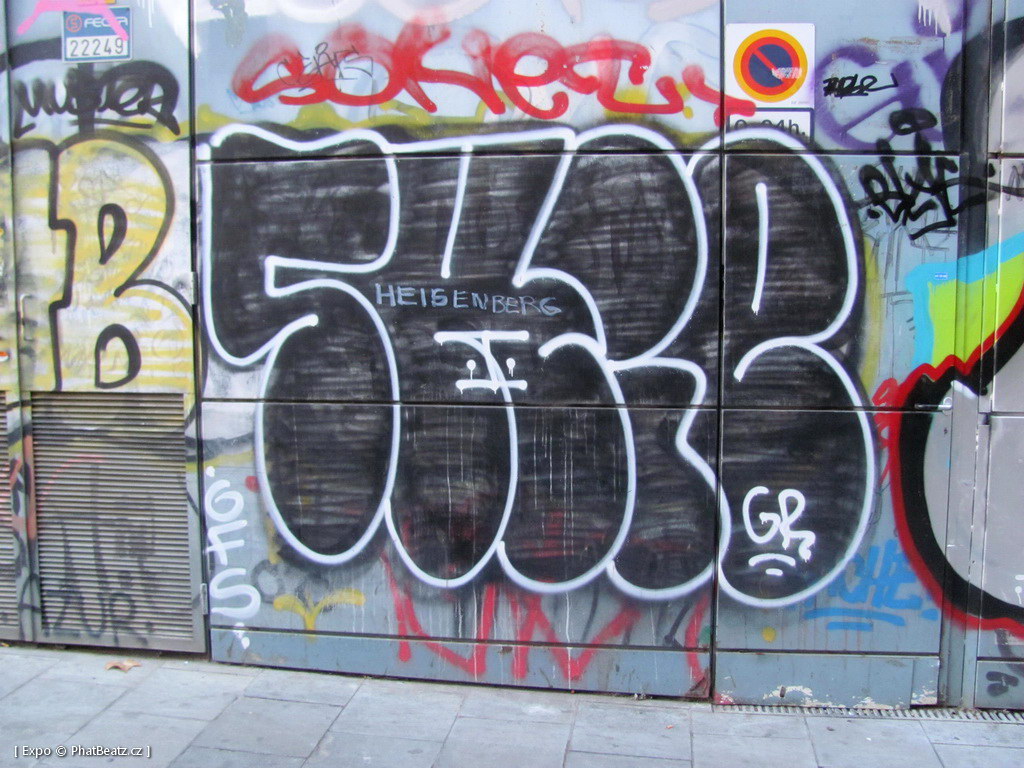 1312-1401_BarcelonaStreet_122