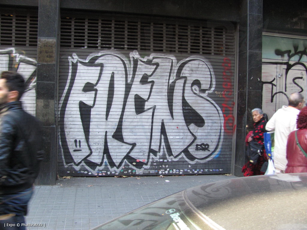 1312-1401_BarcelonaStreet_135
