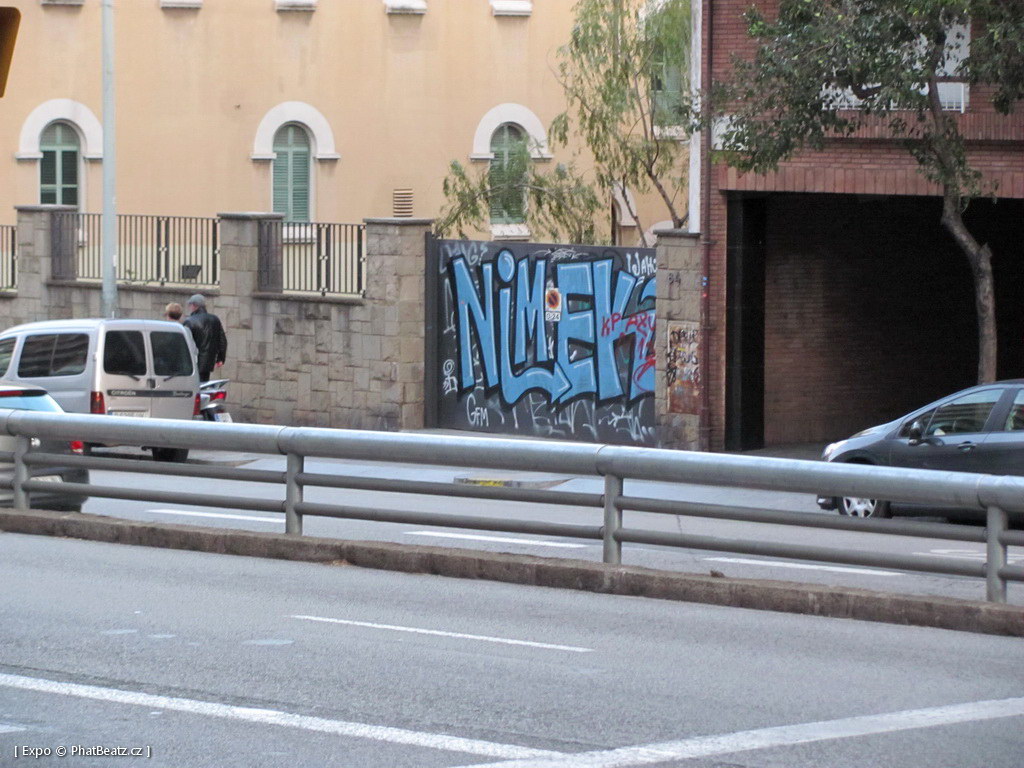 1312-1401_BarcelonaStreet_145