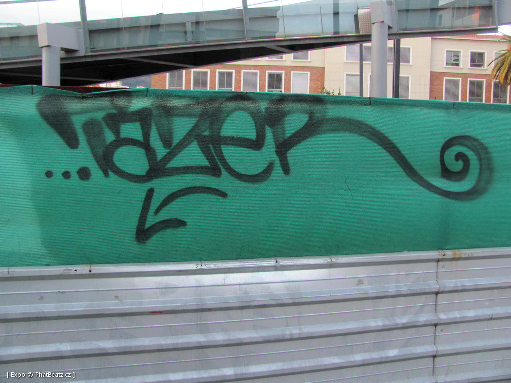 1312-1401_BarcelonaStreet_148