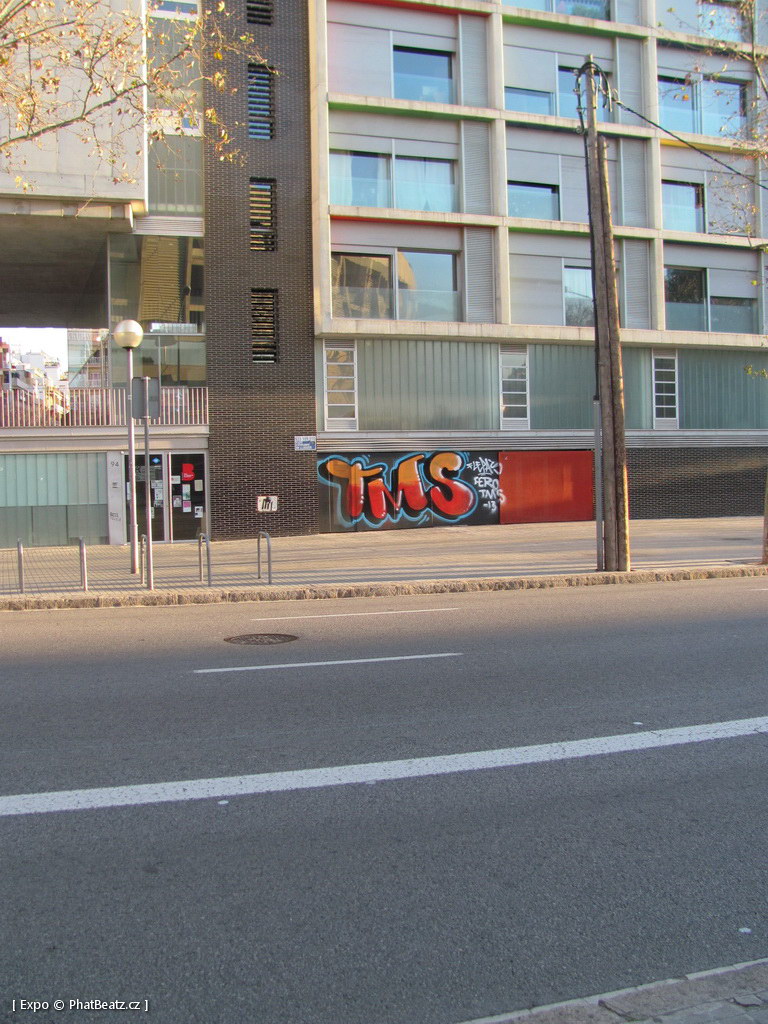 1312-1401_BarcelonaStreet_150