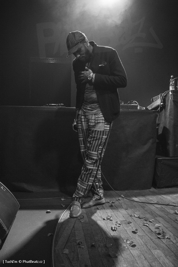 140327_MosDef_16 140327_MosDef_16