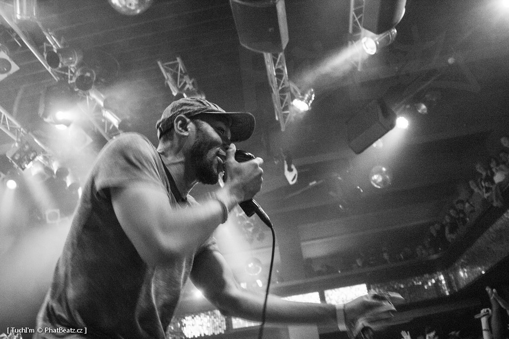 140327_MosDef_20 140327_MosDef_20