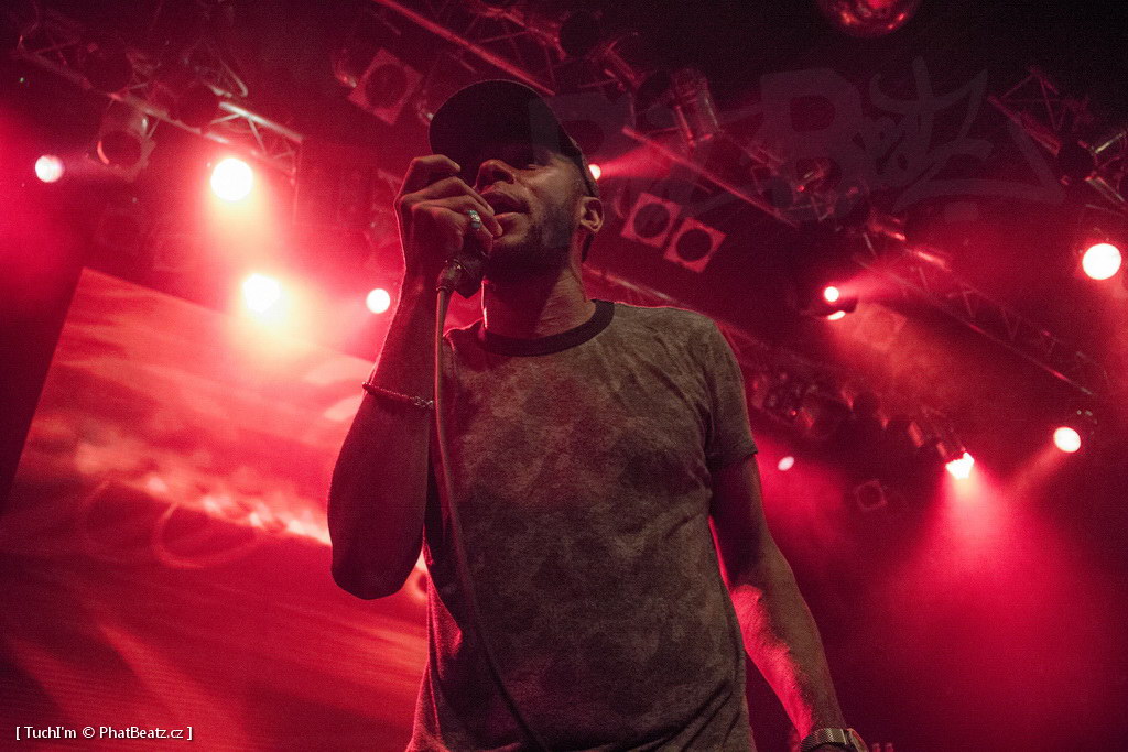 140327_MosDef_21 140327_MosDef_21