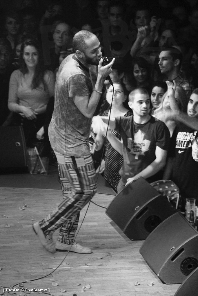 140327_MosDef_27 140327_MosDef_27