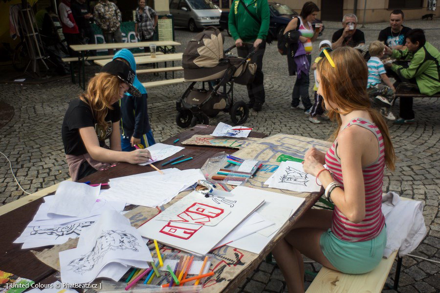 140613-15_UnitedColours2014_17